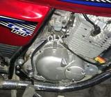 Suzuki bike 150cc / condition 10/10 jenion