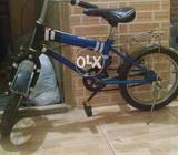 Bari leni hai is lie sell kar rahay hai