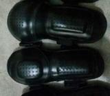 Army set for knee and elbow