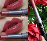 Lipstck owsame colour