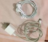 Iphone 6 64 gb 10/10 condition handsfree charger