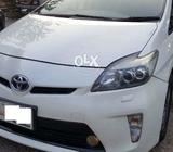 Toyota Prius S LED 2013