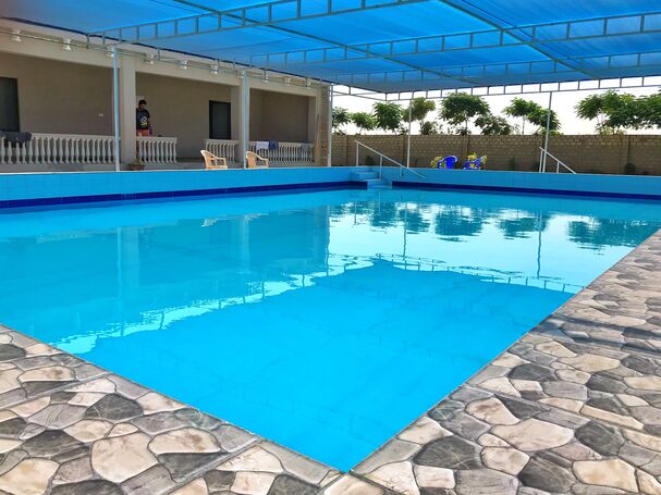 FARM HOUSE MAIN SUPER HIGHWAY M9 RUNNING